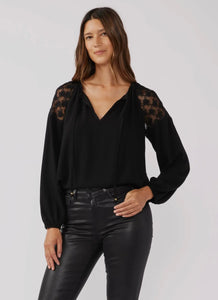 Avery Top